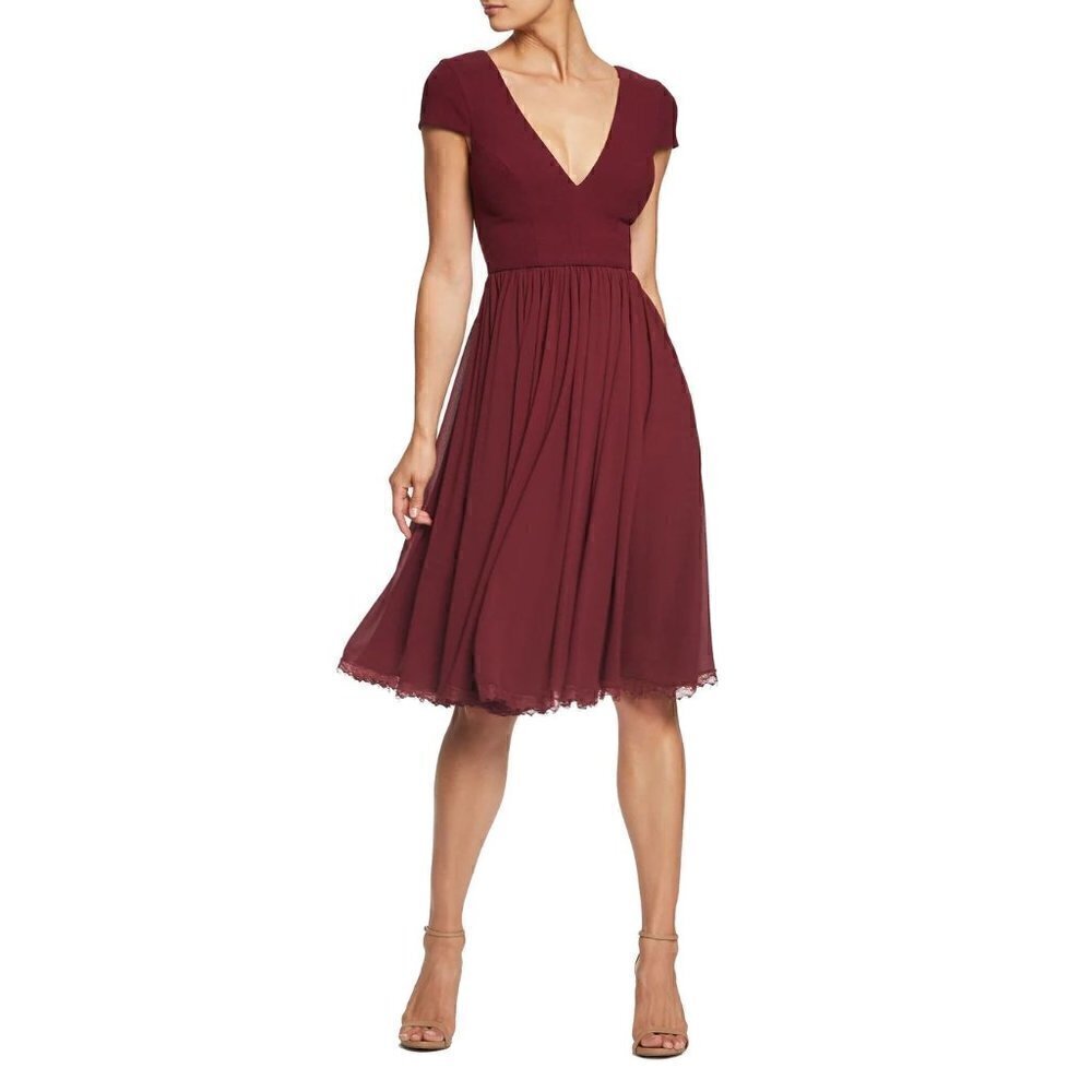 DRESS THE POPULATION Corey Chiffon Fit & Flare Cocktail Dress in Burgundy XS